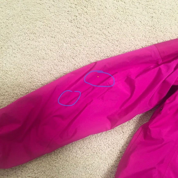 Marmot fuchsia color rain jacket - Picture 6 of 8